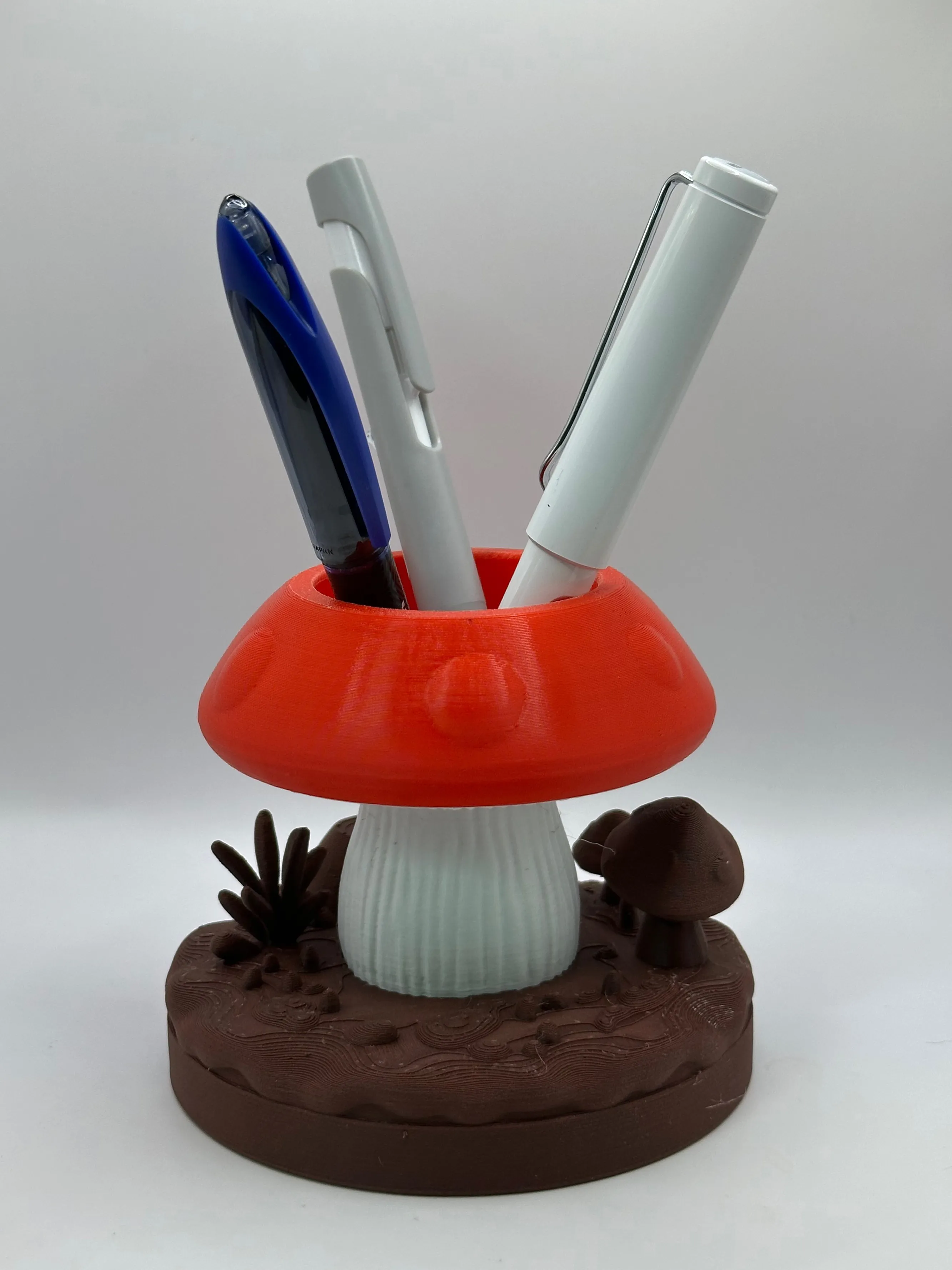 The back of the same printed mushroom